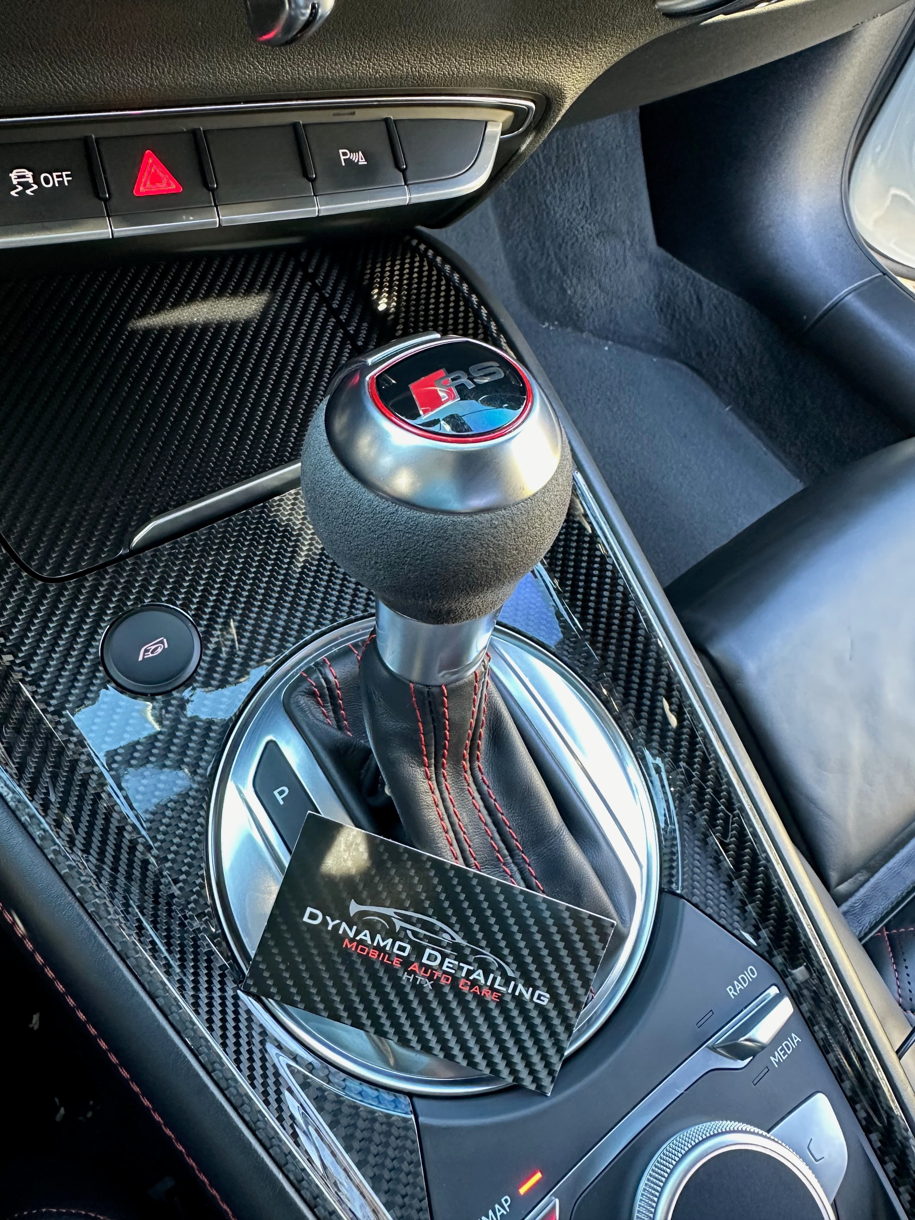 Audi R8 interior